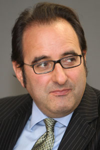 Dr Nick Constantinou