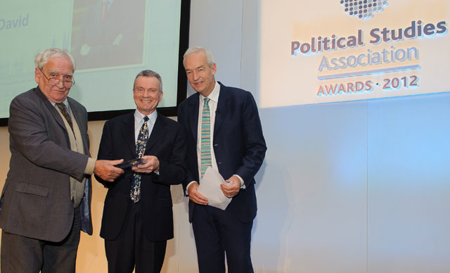 David Sanders receives his award