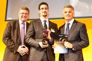 Miguel Martinez-Alvarez receives his award